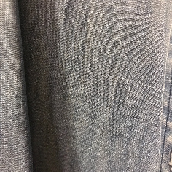 Blue Jean Long Sleeve Shirt Gap Size Medium - Picture 4 of 4